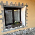 οικία τζιβαέρι إذيسا