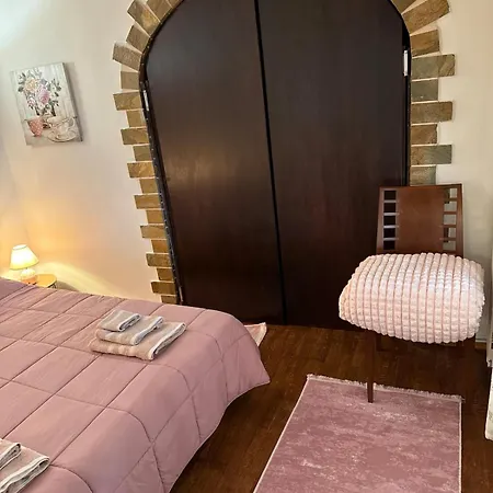 οικία τζιβαέρι Apartament Edesa