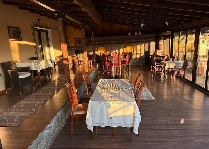 Οικία Τζιβαέρι * Edessa